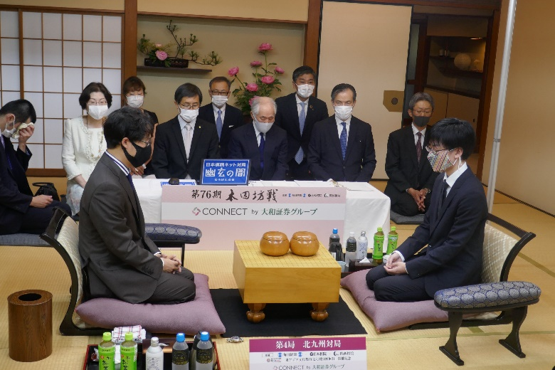 日本棋闻 芝野虎丸拿下本因坊战赛点 全网搜