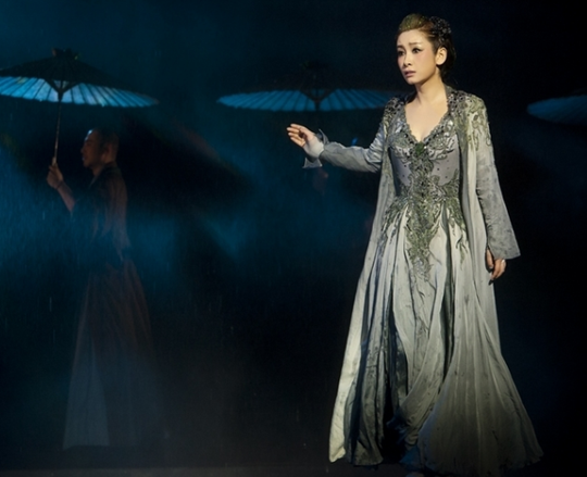 演过"青蛇"的女星:张曼玉陈美琪经典,杨颖妆浓,秦海璐妖媚