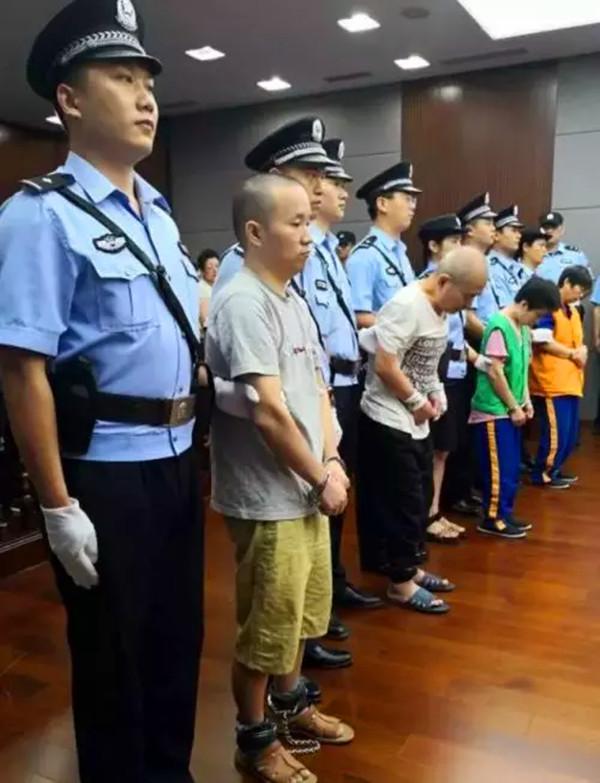 "青岛灭门案"始末:善心房东被租客灭门,认清人很重要