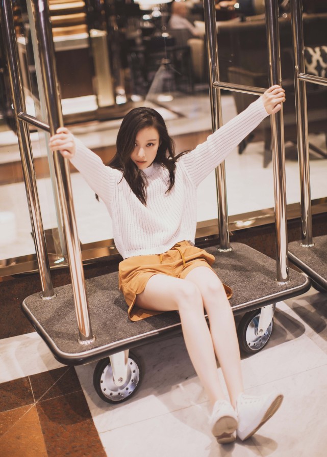 倪妮的上位史:没有白谈的恋爱,之前多风光如今就有多尴尬
