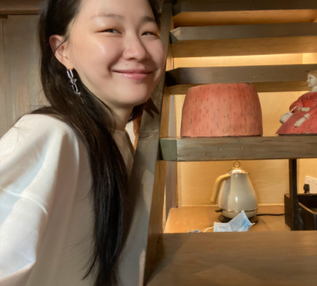 金靖自称不是黄花大闺女男友身份被扒是导演疑似两人已同居