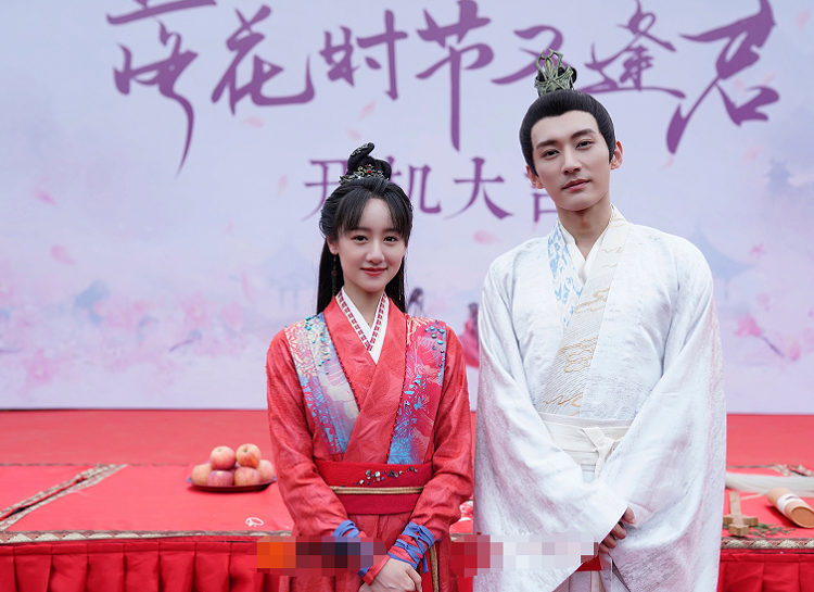 《琉璃》真是个神奇剧组,播完后还来了个cp大乱炖,看着要串戏了