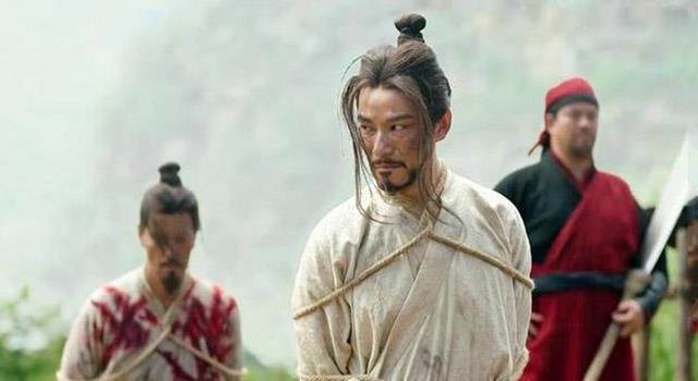 刽子手大惊连忙跪道:您请_腾讯新闻