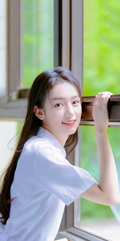 周也壁纸|笑起来是甜妹,不笑就是冷脸美女!女鹅也太美了_腾讯新闻