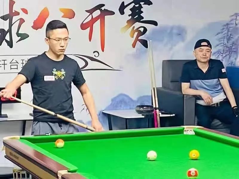 上海钟鼎轩杯中式公开赛预赛:韩芳挑落沈申义 李建明不敌曾汇鑫