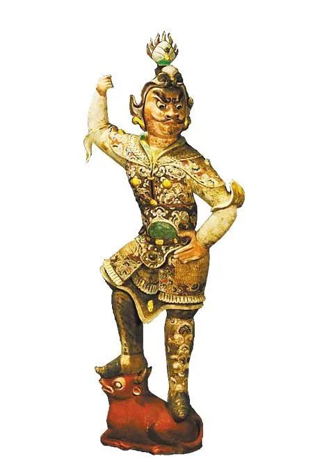 造型精美的唐代粉彩天王俑