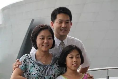 神雕侠侣武功排行榜_《神雕侠侣》武功终极排名,杨过第六,郭靖第二,第一是他