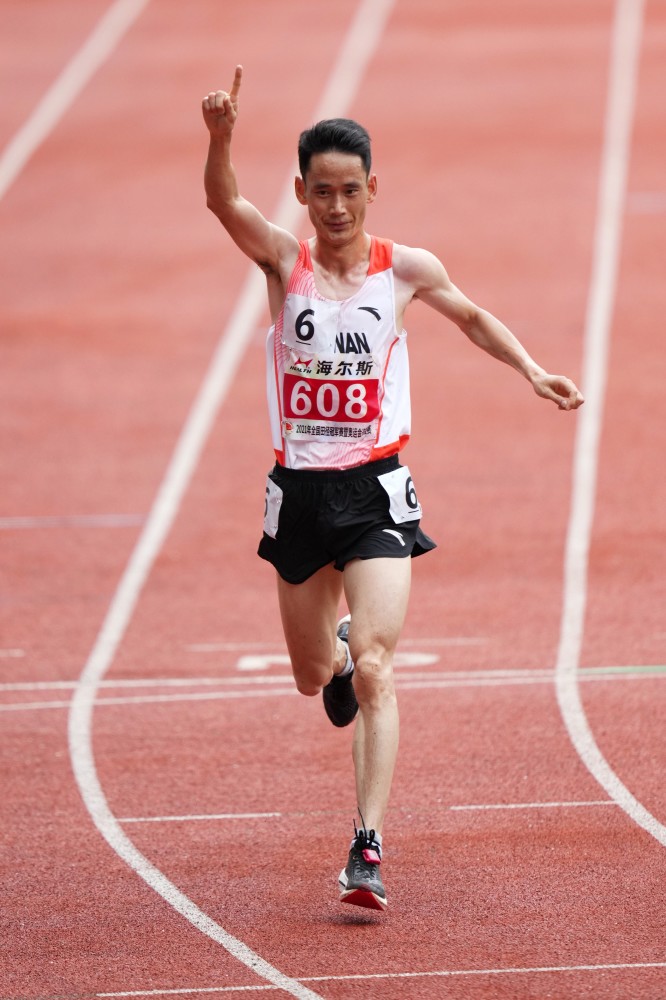 (体育)田径——全国冠军赛:男子10000米决赛赛况_腾讯新闻