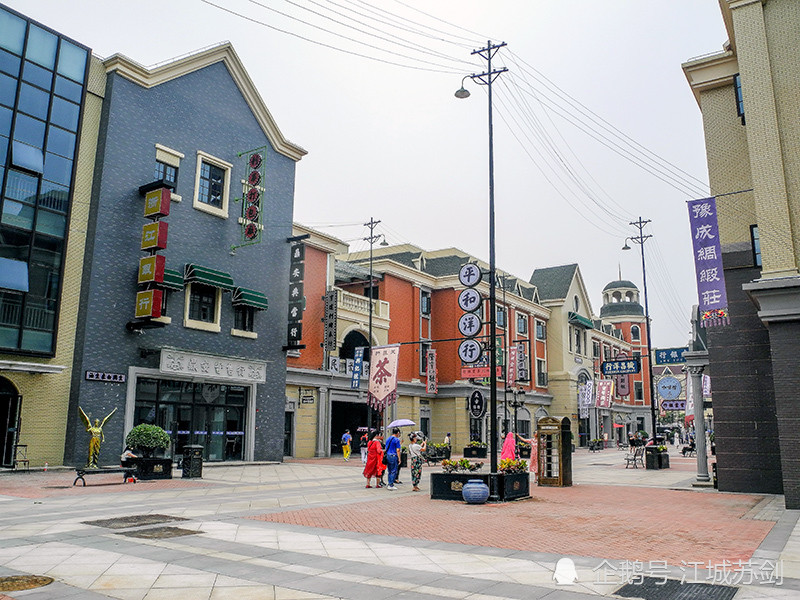 武汉市新添旅游网红打卡地——汉口北"汉口镇"仿古街区印象