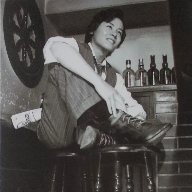 来自野原一夫,三岛由纪夫,坂口安吾,檀一雄,太田治子等人对太宰较为