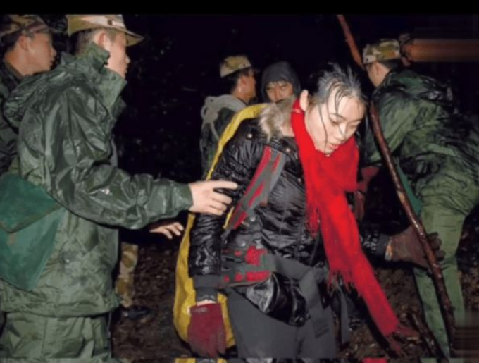 11年后,烈士父亲独自住院,获救后承诺为其养老的复旦18驴在哪儿_腾讯