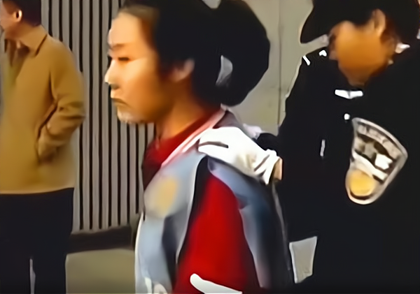 警方遂对方某近日的表现和他的关系人展开调查,发现该医院女护士郭爽