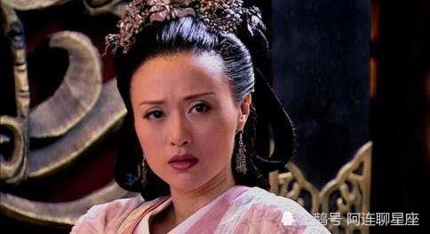 公元前206年,许负见魏豹的夫人薄姬,就对薄姬说她相貌极贵,将来定能生