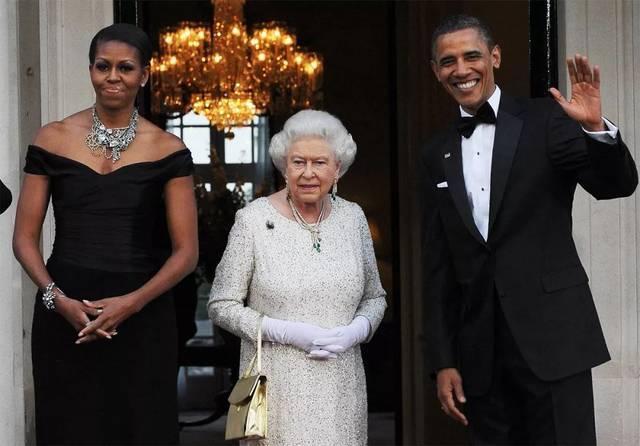 铁打的女王 流水的美国总统 为何近几任总统频繁触犯王室禁忌?