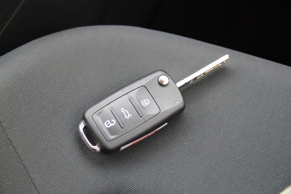 大众车钥匙没电了怎么启动车子 如何判断 腾讯新闻