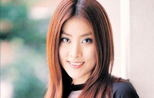 年纪轻轻却资产过亿纪凯婷有能力的人更懂得低调