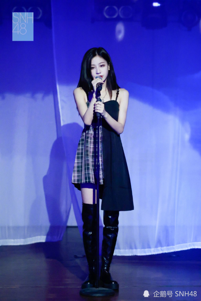 袁一琦仅此一次的我们生日公演返图