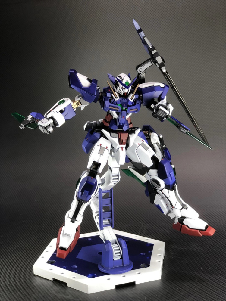 试用它改造00系列的机体,如果使用核心高达模型能做出德天使就厉害了