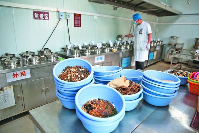 《广西壮族自治区中医药条例》下月实施！中药代煎和自煎，你会选哪种？_腾讯新闻