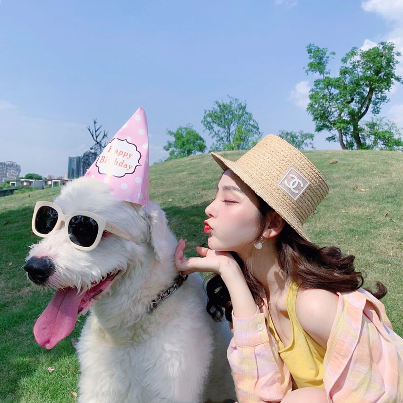 女的带狗链情侣头像带狗链子的情侣头像