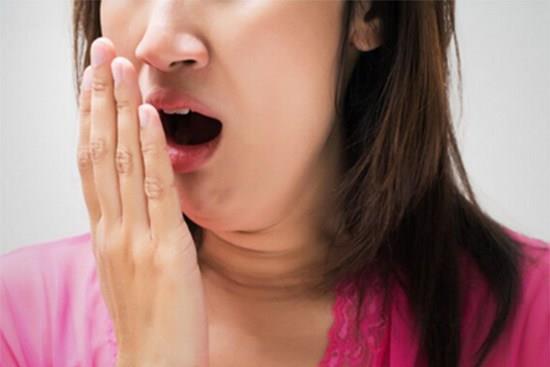 多半是这四种问题|口苦|口腔|口干|口腔异味|牙齿