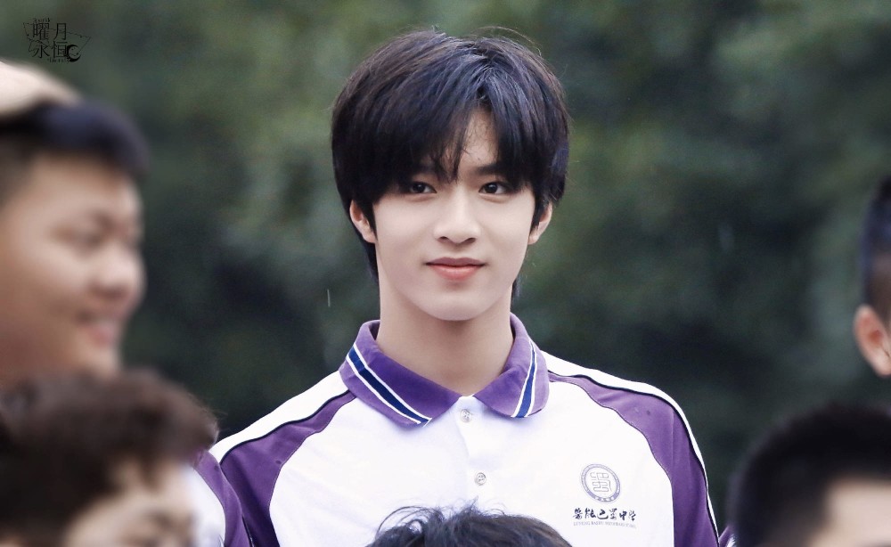 中考结束后的刘耀文