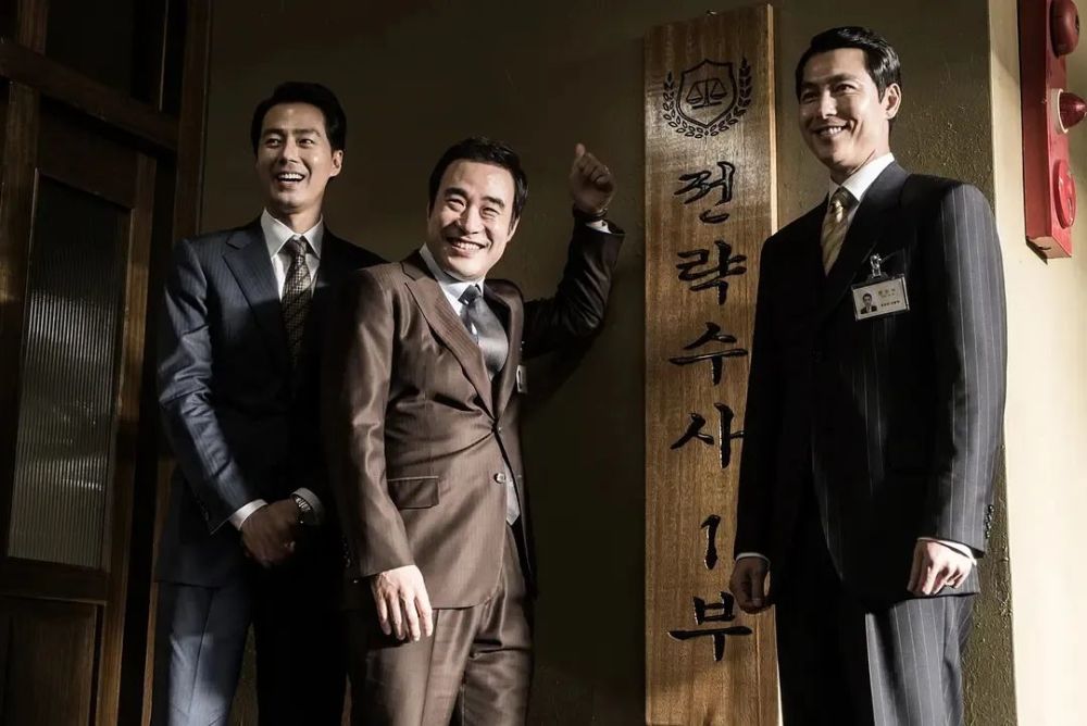 【韩影推荐】韩国检察官剧情电影《王者》由赵寅成,郑雨盛担任主演