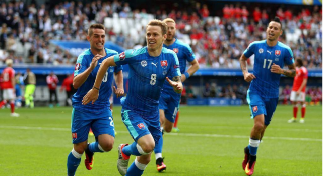 波兰vs斯洛伐克赛前分析,莱万带队冲击敌手,cctv直播