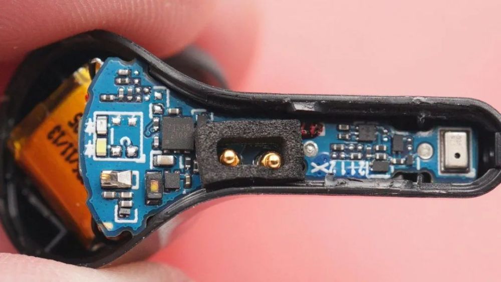 这家方案公司设计的耳机帅翻了悟品科技tws拆解报告