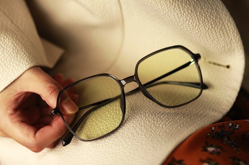 18g 质感大方框 悠启防蓝光复古方框眼镜