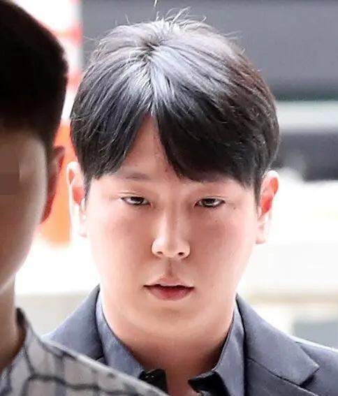 31岁韩国男星家中轻生获救 此前被曝猥亵酒驾 自杀前才发文道歉 全网搜