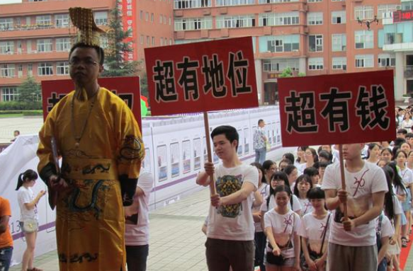 中小学生迎来 新消息 或将缩短上学时间 提前2年参加高考 海德信息网