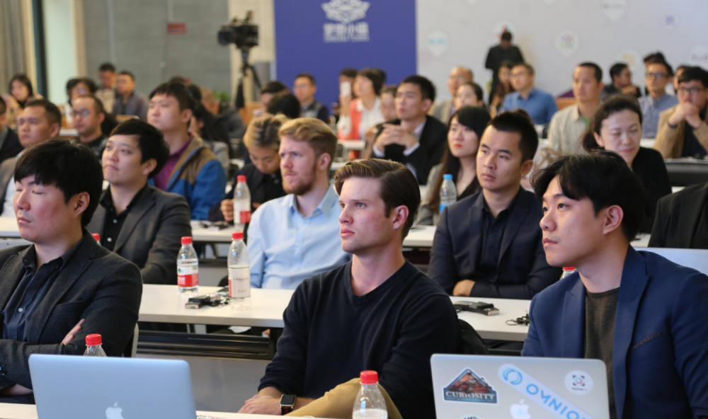 美国顶尖芯片人才均是华人,担心的事成了现实,又一高校出手了!