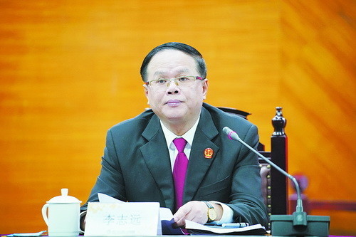 近年来,厦门法院认真贯彻落实中央,省,市和上级法院关于防范和处置