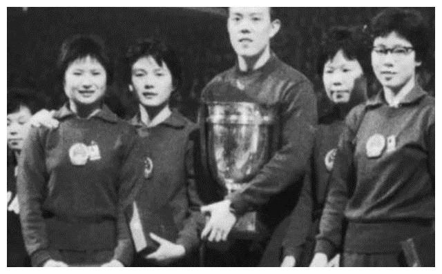 中国乒乓球名将在养老院逝世，第二天才被人发现，死前无人陪伴