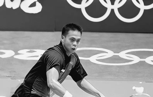 奥运羽毛球金牌得主基多突发心脏病去世,老对手蔡赟发文悼念_腾讯新闻