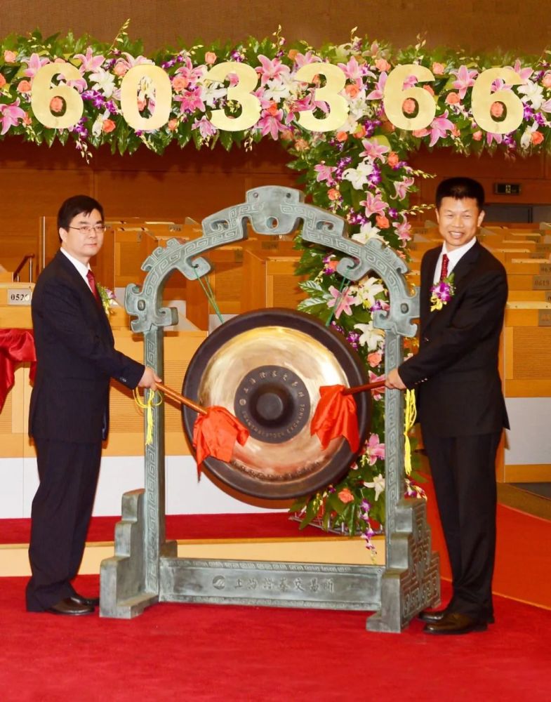 【人大代表风采】徐新建:发展清洁能源,守护绿水青山