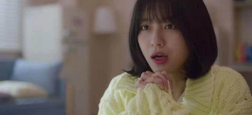 韩剧《远看是蔚蓝的春天》首播,校园版疼痛爱情,被看穿的青春