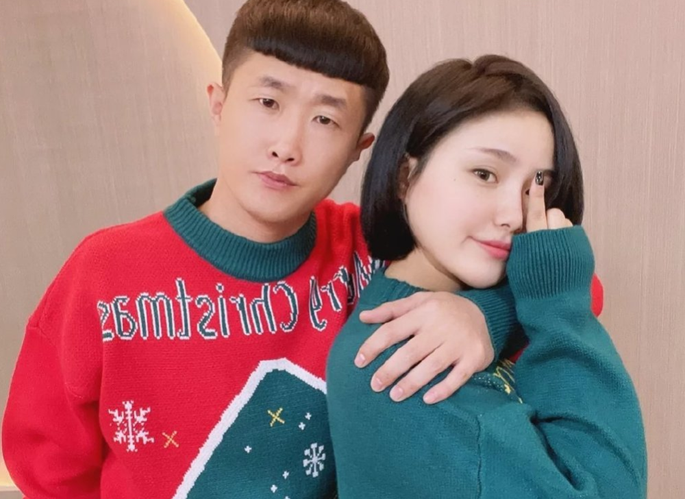 网红张二嫂与公司徒弟发生矛盾,扬言将要打压对方,粉丝:炒作