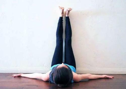 靠墙竖腿,瘦腿精油,还有小腿肌肉阻断术,真的能帮你瘦腿吗?