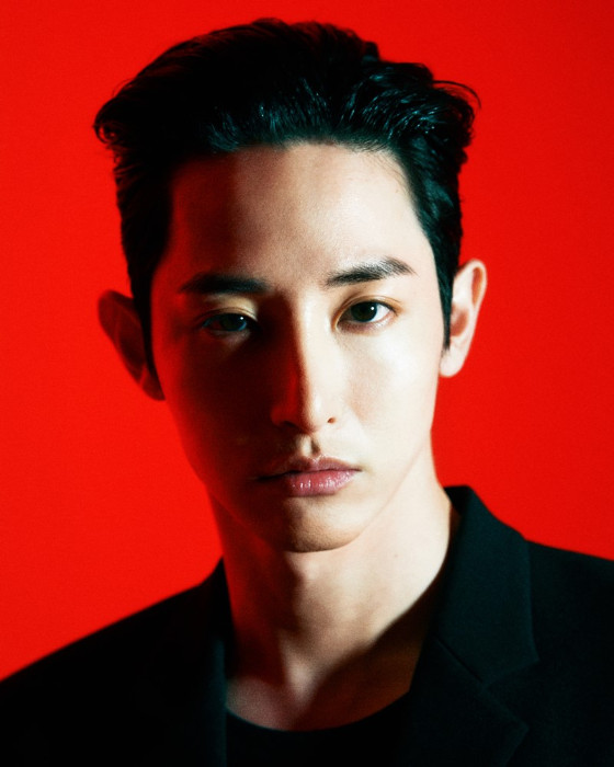 李洙赫最新人物简介照公开