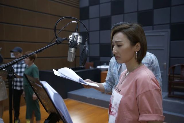 大湾区之声主持人参与录制广播剧粤语,普通话双语广播剧《安妮的