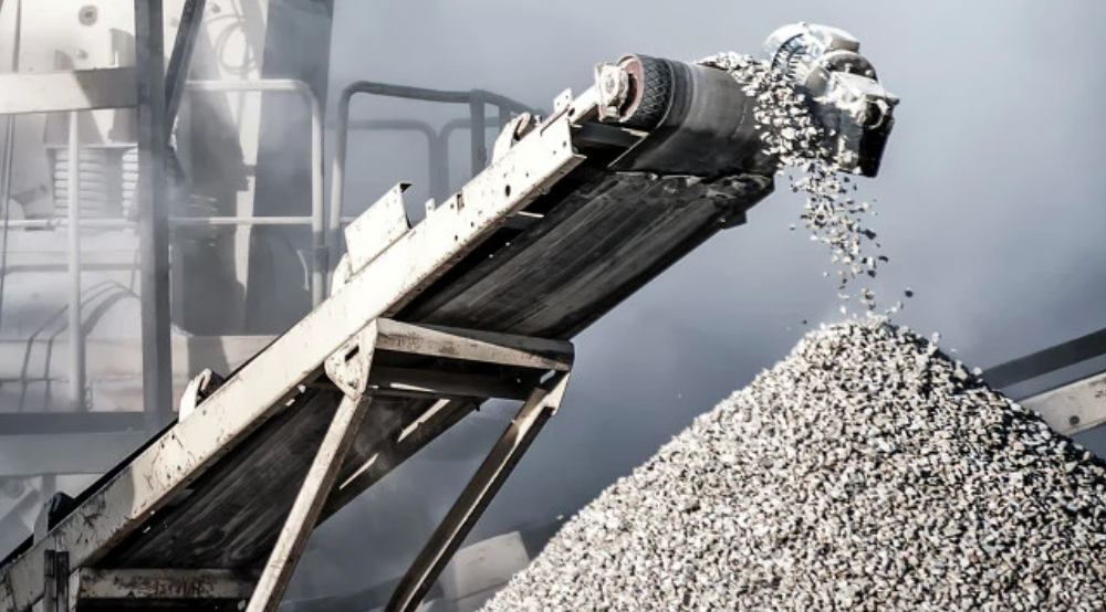 水泥行业碳排放现状如何?专家预计两年内或将实现碳达峰_腾讯新闻