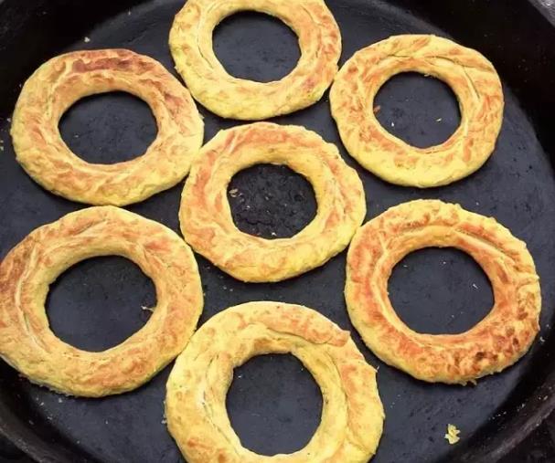 在甘肃天水,武山油圈圈,你吃过吗?