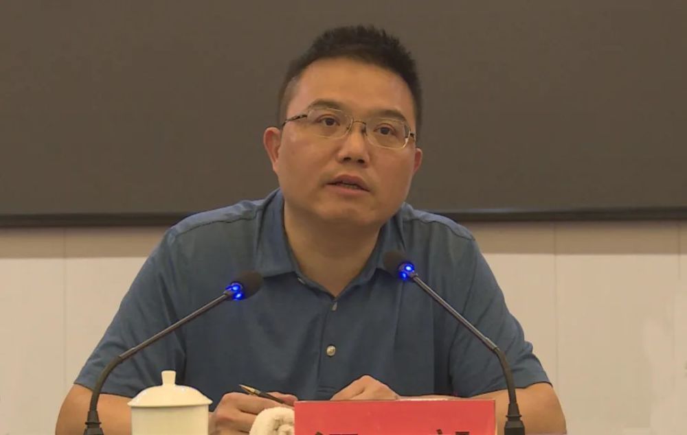 澧县人社局:开展"办事不求人"暨纪律作风专项整治工作