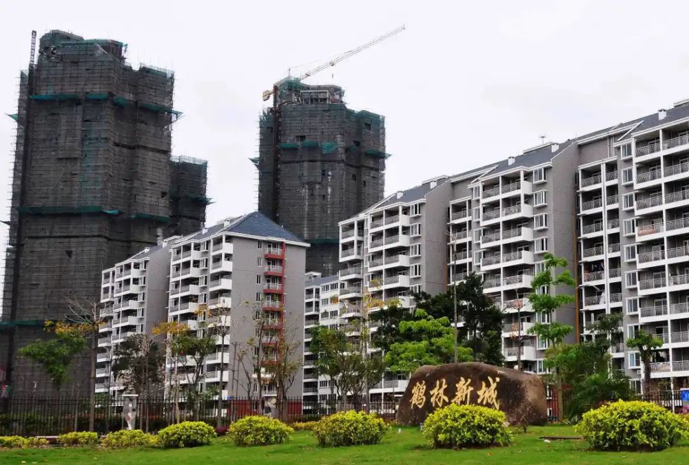 中央定下三条红线就快一年潮退了这几家红档内房有没有在裸泳