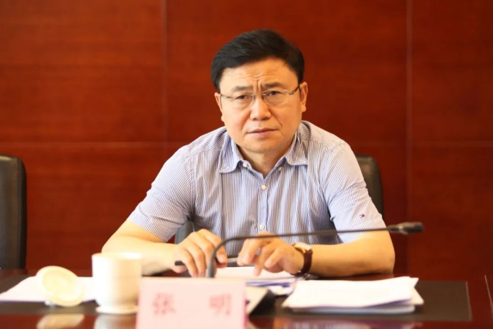 中央第一督导组辽宁小组组长张明出席会议并讲话,省委政法委一级巡视