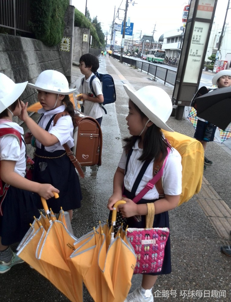 年日本中小学生自杀事件升级 自杀人数创历史新高 腾讯新闻