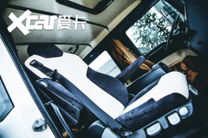 unicat tc59实拍,千万级"亲民"房车