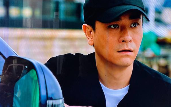 多年来,李忠希在tvb出演近百部剧集,但可惜一直徘徊跑龙套及小配角